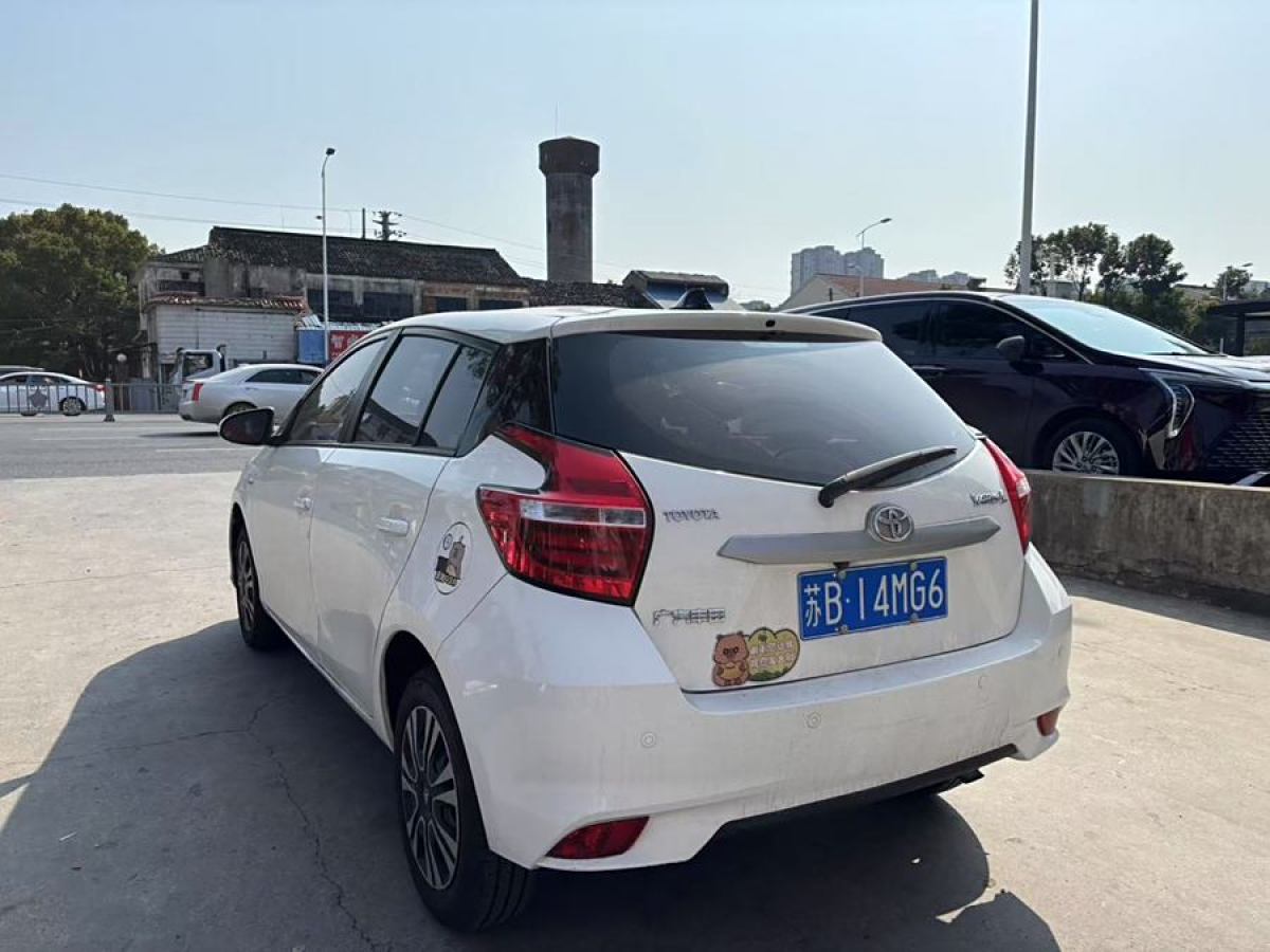 豐田 YARiS L 致炫  2020款 1.5L CVT領(lǐng)先版圖片