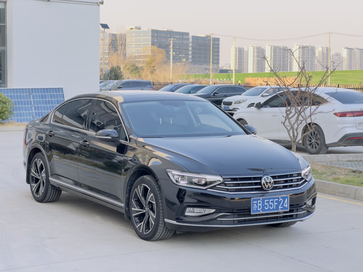 2022年10月大眾 邁騰  2021款 330TSI DSG 30周年紀念版