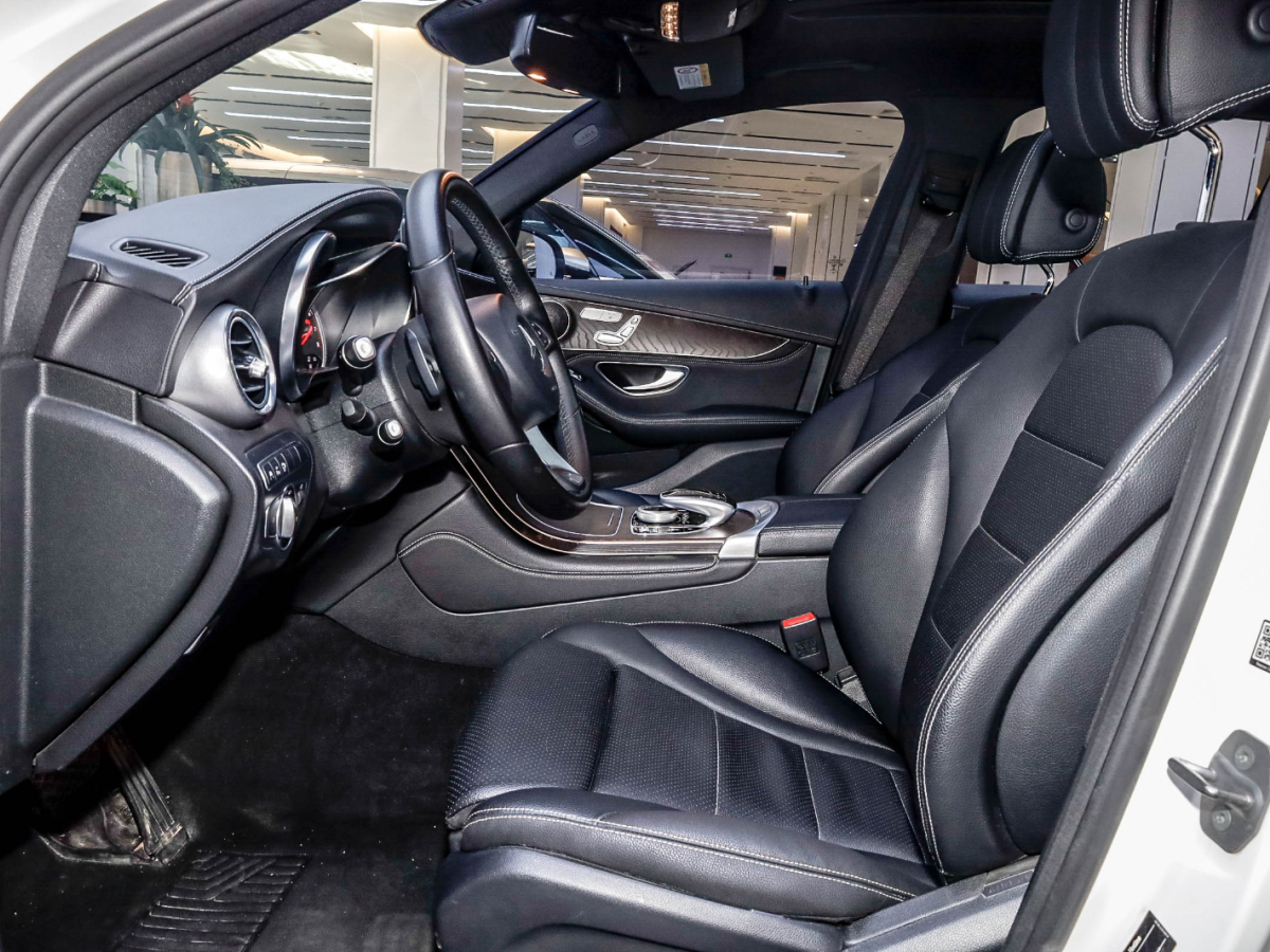 奔驰 奔驰GLC级 2017款 GLC 300 4MATIC 动感型图片