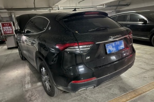 Levante 玛莎拉蒂 3.0T 标准版