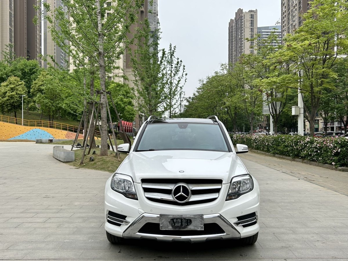 2015年6月奔驰 奔驰GLK级  2015款 GLK 260 4MATIC 时尚型 极致版