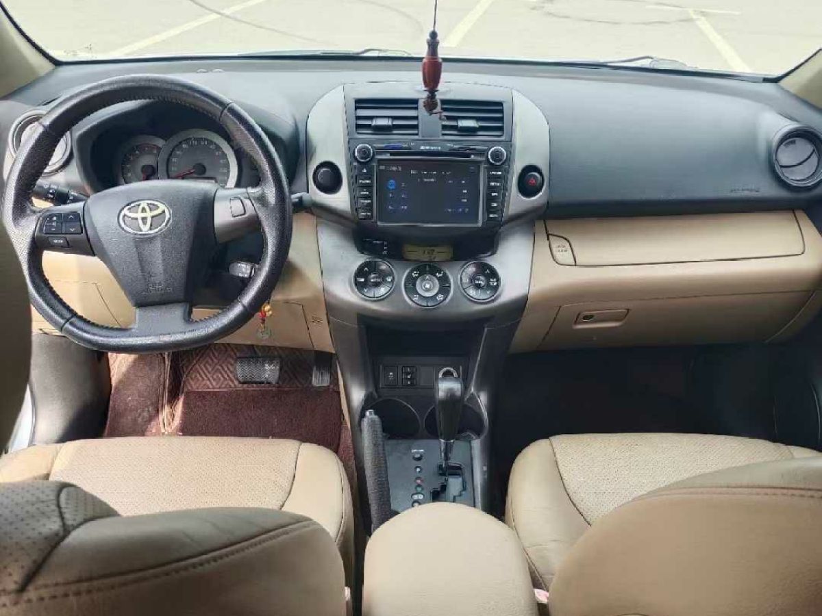 豐田 RAV4  2011款 2.0 四驅(qū)版圖片