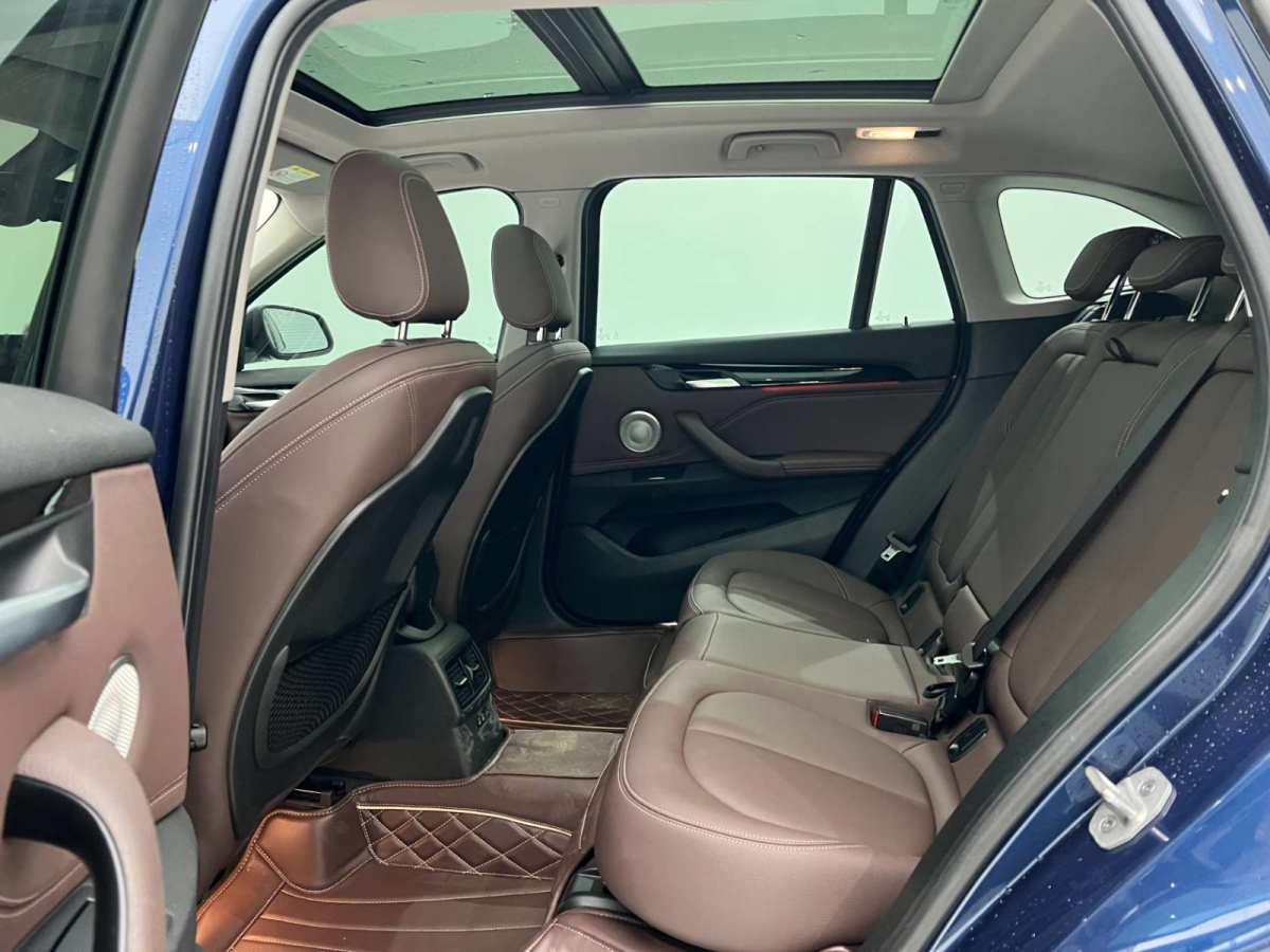 寶馬 寶馬X1  2013款 X1 xDrive20i 2.0T 探索版圖片