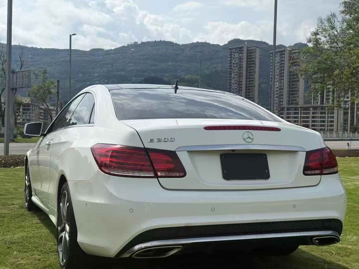 奔馳 奔馳E級(jí)  2016款 E 400 轎跑車 靈動(dòng)版圖片