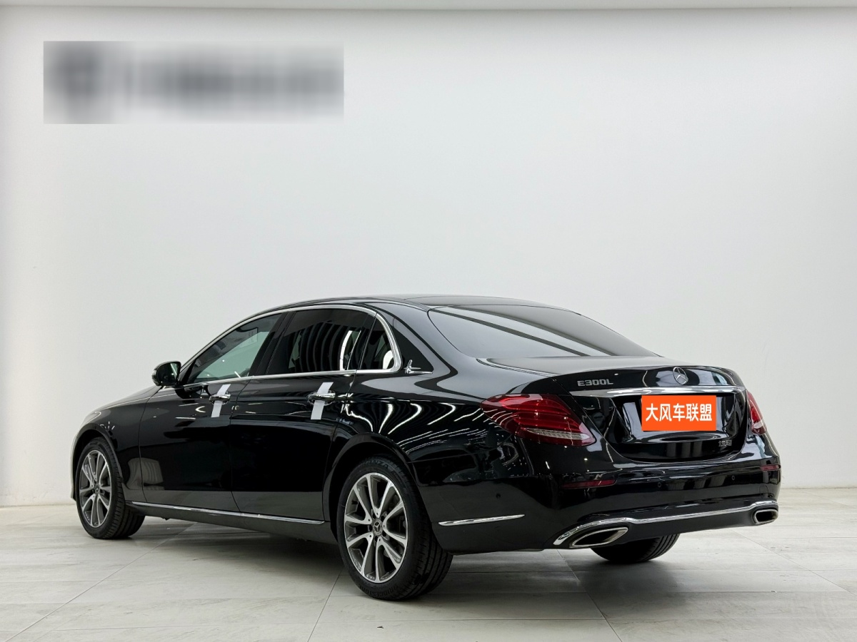 奔馳 奔馳E級(jí)  2018款 改款 E 300 L 時(shí)尚型圖片