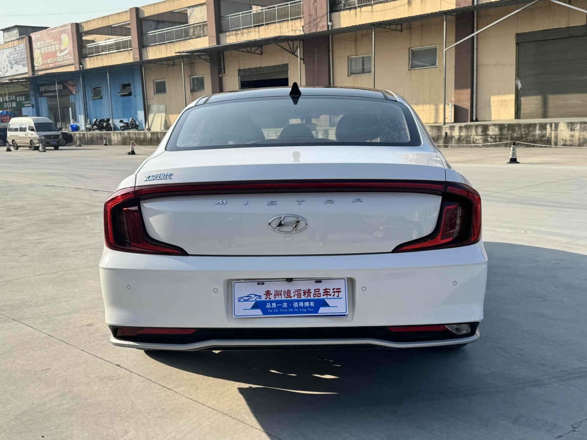 現(xiàn)代 名圖  2021款 1.8L CVT精英版GLX圖片