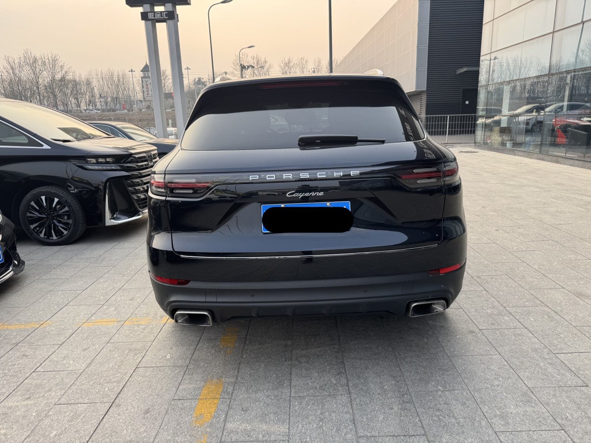 保時(shí)捷 Cayenne  2018款 Cayenne 3.0T圖片