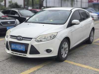 2014年12月 福特 ?？怂?兩廂 1.6L 自動(dòng)舒適型圖片