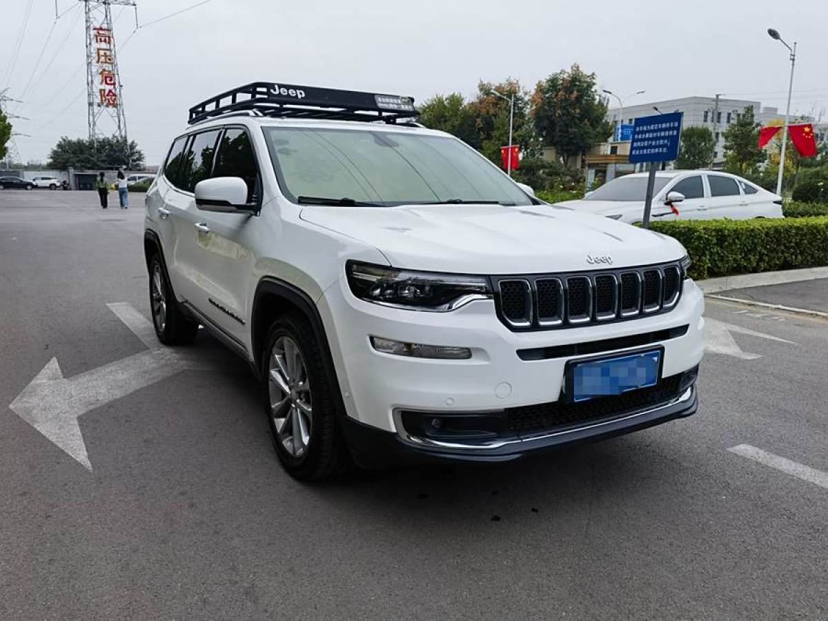 Jeep 大指揮官  2018款 2.0T 兩驅(qū)進(jìn)享版 國(guó)VI圖片