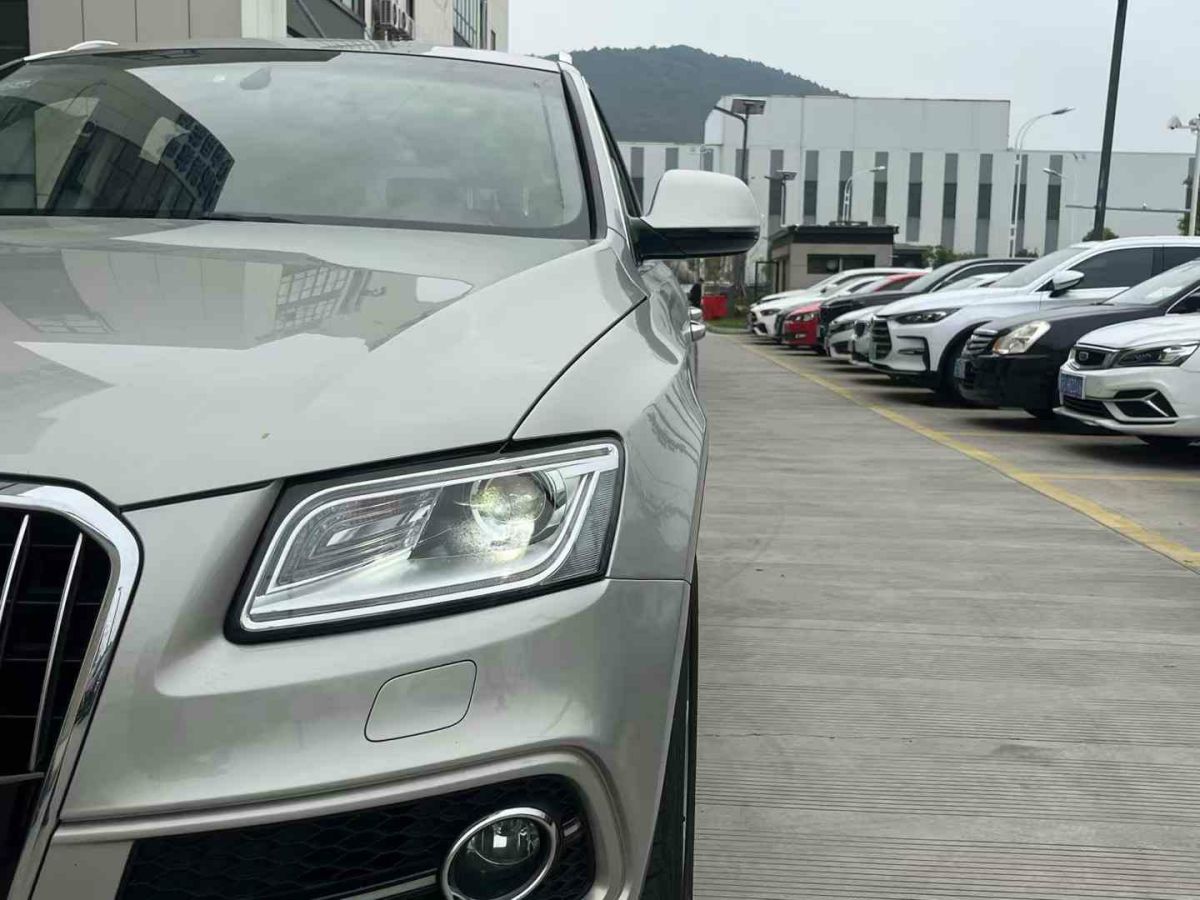 奧迪 奧迪Q5  2017款 Q5 2.0T FSI Premium Plus 美規(guī)版圖片