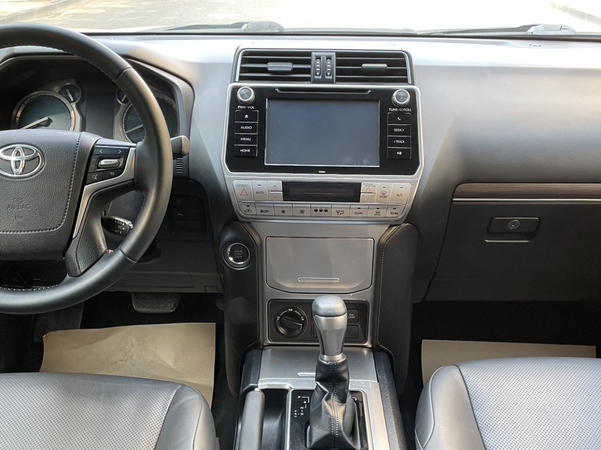 2018年8月丰田 普拉多  2018款 3.5L 自动TX-L后挂备胎
