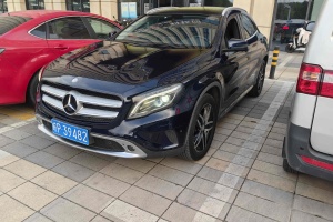 奔馳GLA 奔馳 GLA 200 時(shí)尚型