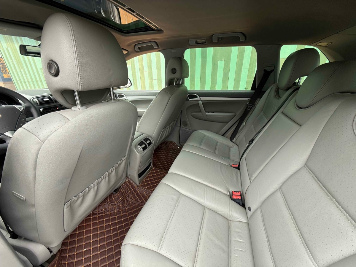保時(shí)捷 Cayenne  2006款 Cayenne 3.2L AT圖片