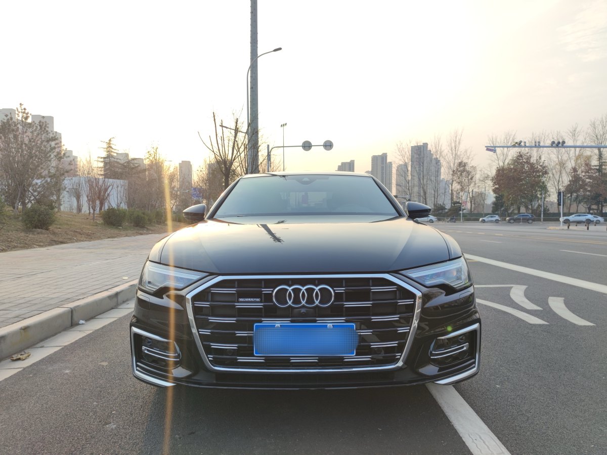 奧迪 奧迪A6L  2023款 改款 45 TFSI quattro 臻選動(dòng)感型圖片