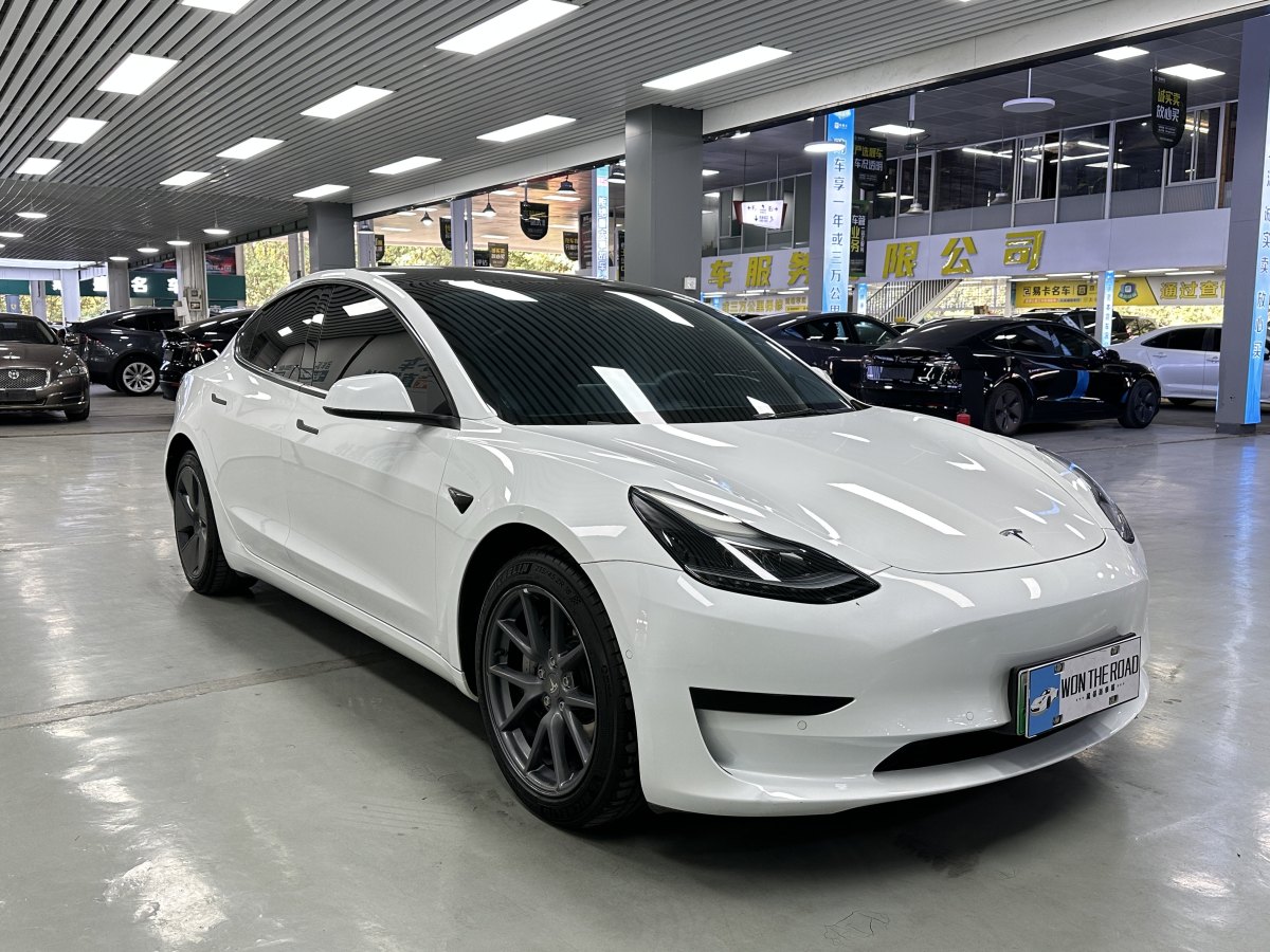 特斯拉 Model Y  2022款 改款 后輪驅(qū)動版圖片