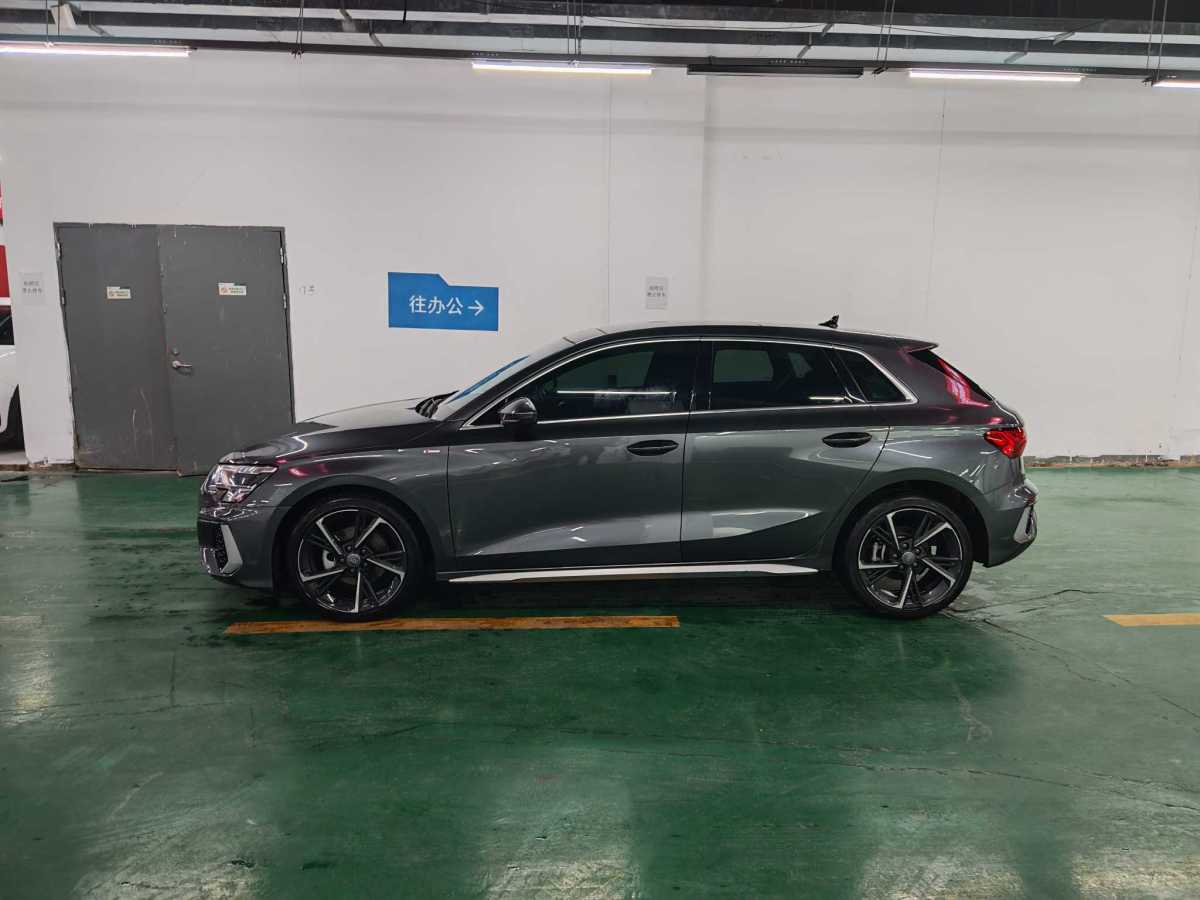 奧迪 奧迪A3  2021款 Sportback 35 TFSI 時(shí)尚運(yùn)動(dòng)型圖片