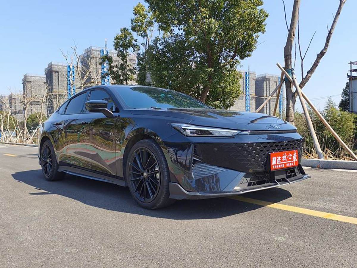 長(zhǎng)安 長(zhǎng)安UNI-V  2024款 1.5T 尊貴運(yùn)動(dòng)型圖片