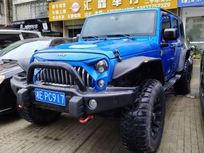 2015年1月 Jeep 牧马人(进口) 2.8TD Sahara 四门版图片