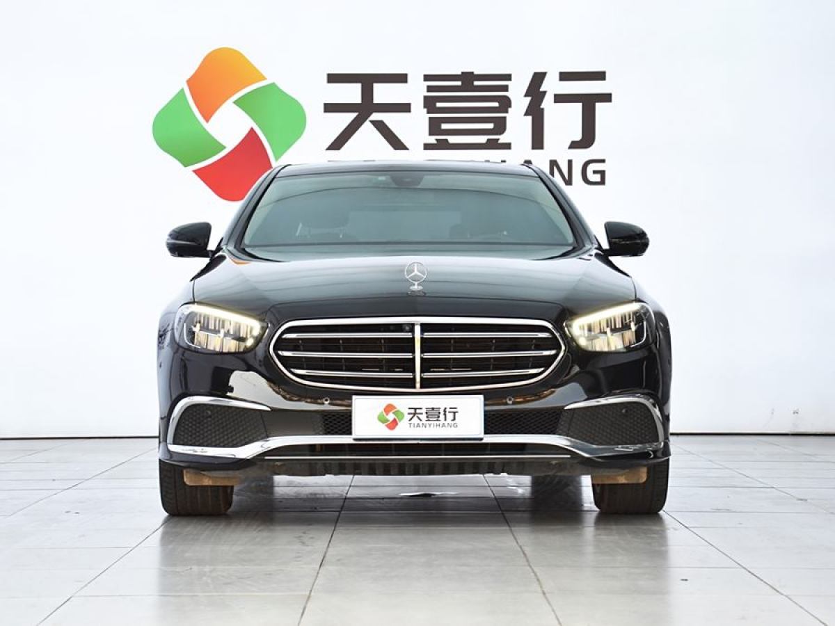 奔馳 奔馳E級  2022款 改款三 E 300 L 豪華型圖片