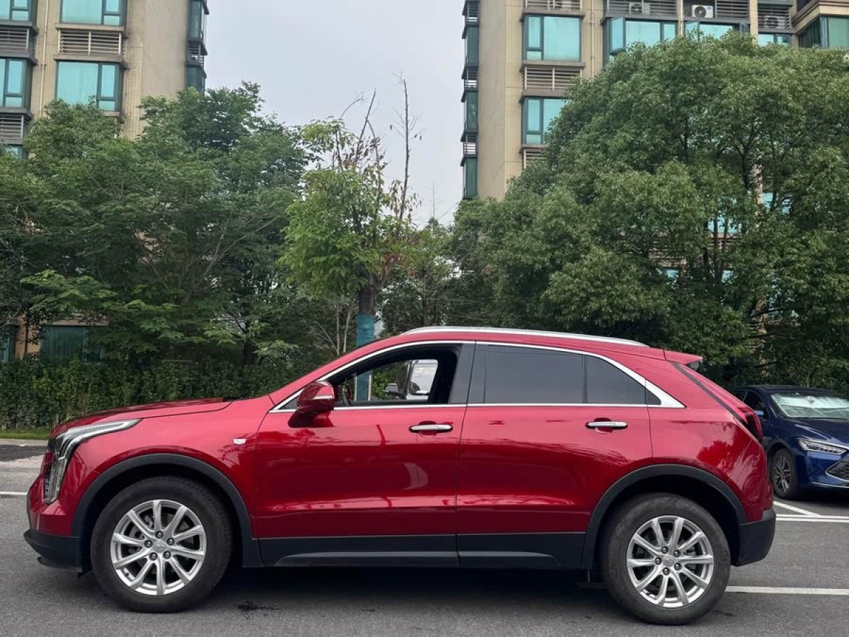 凱迪拉克 XT4  2022款 28T 兩驅(qū)風(fēng)尚型圖片