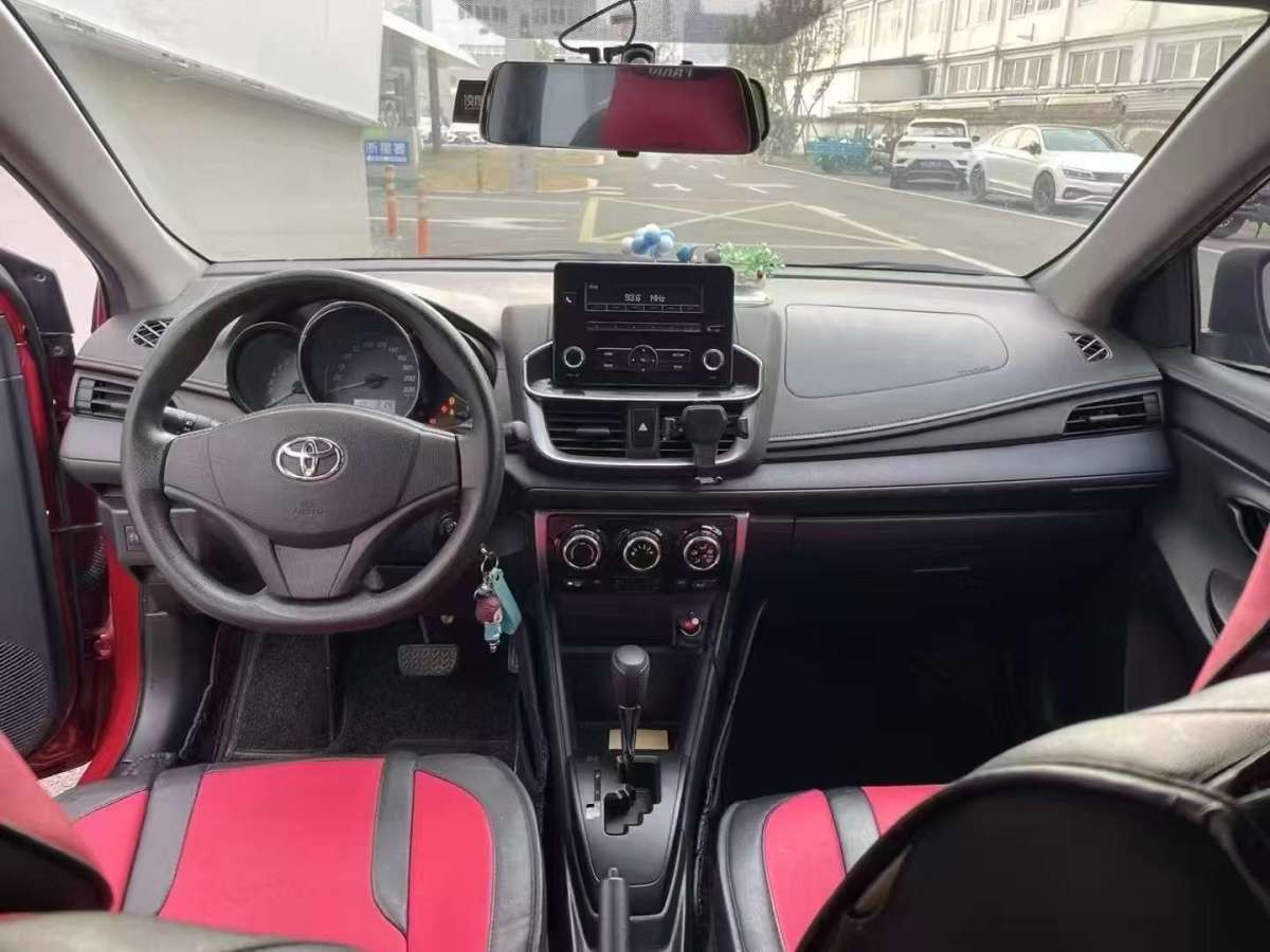 豐田 YARiS L 致炫  2020款 1.5L CVT領(lǐng)先版圖片