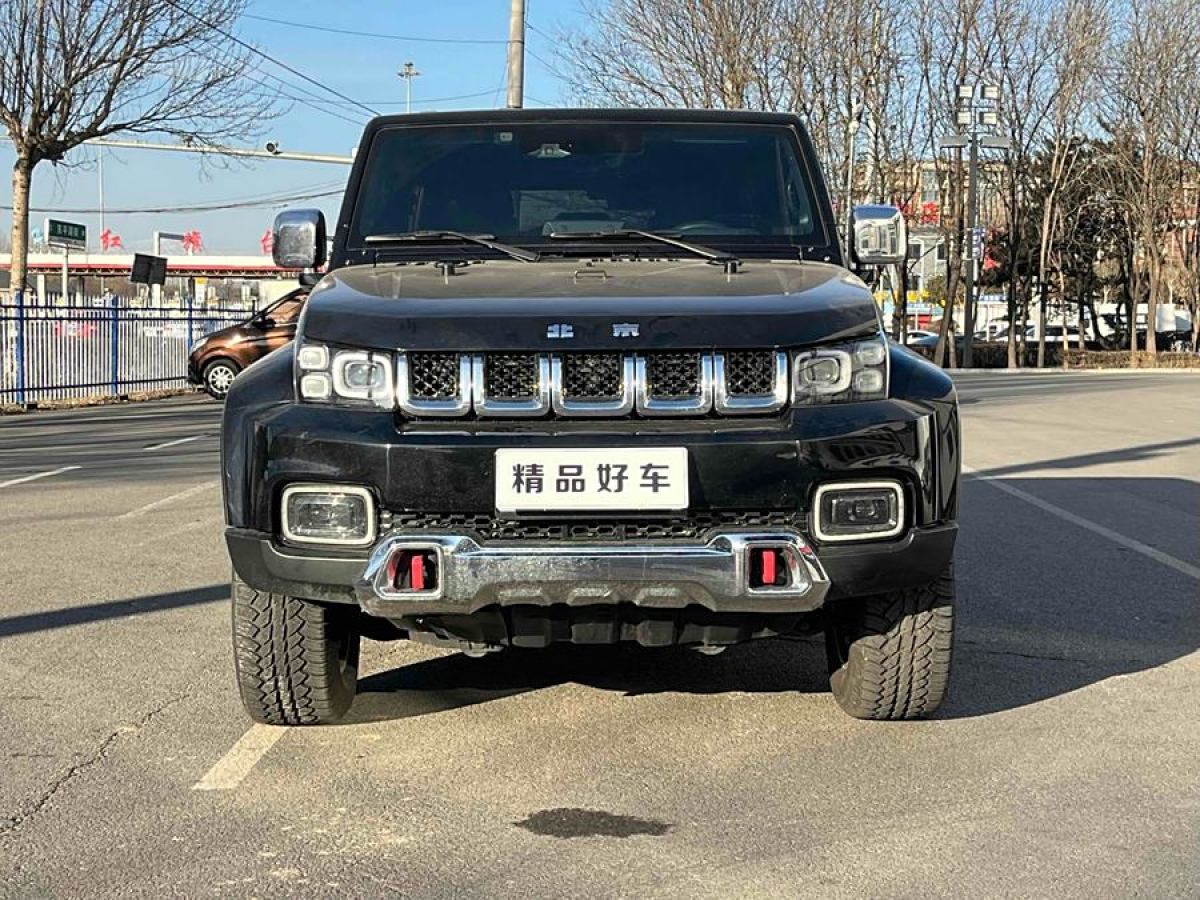 北京 BJ40  2018款 PLUS 2.0T 自動四驅(qū)城市獵人版圖片