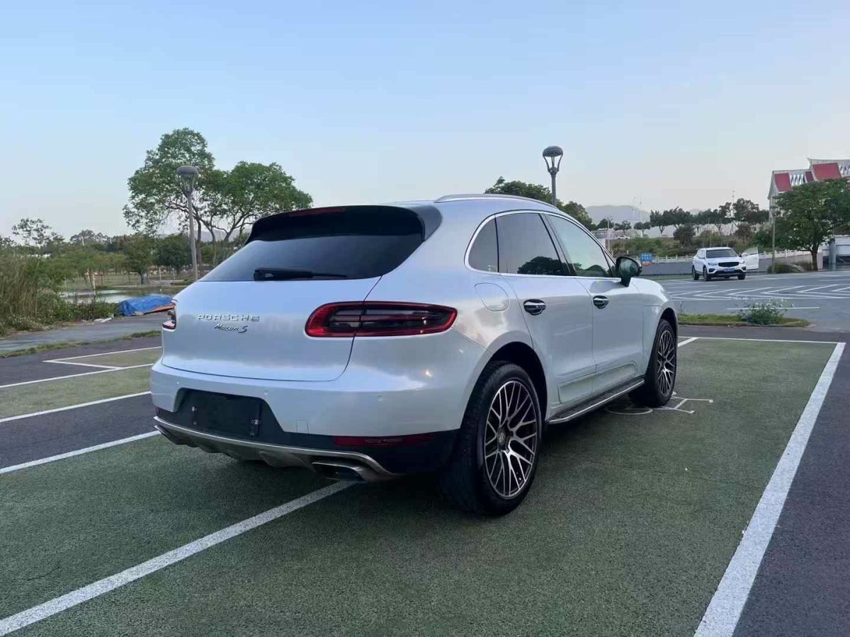 保時捷 Macan 圖片