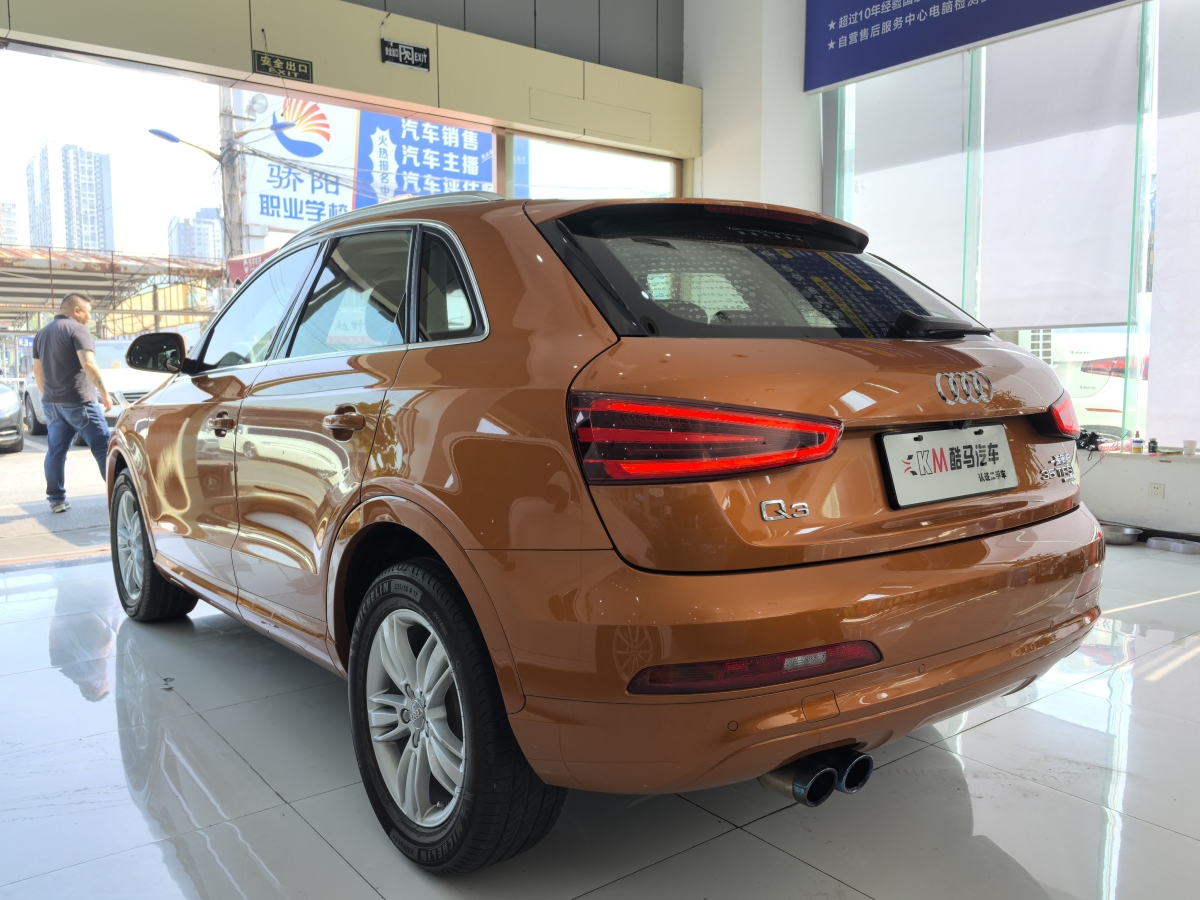 奥迪 奥迪Q3  2015款 35 TFSI quattro 技术型图片