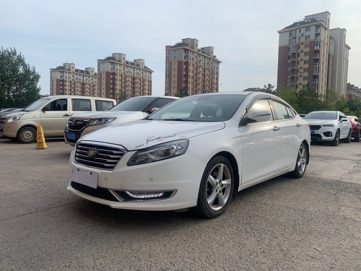 奔騰 b70 2016款 2.0l 自動豪華型圖片