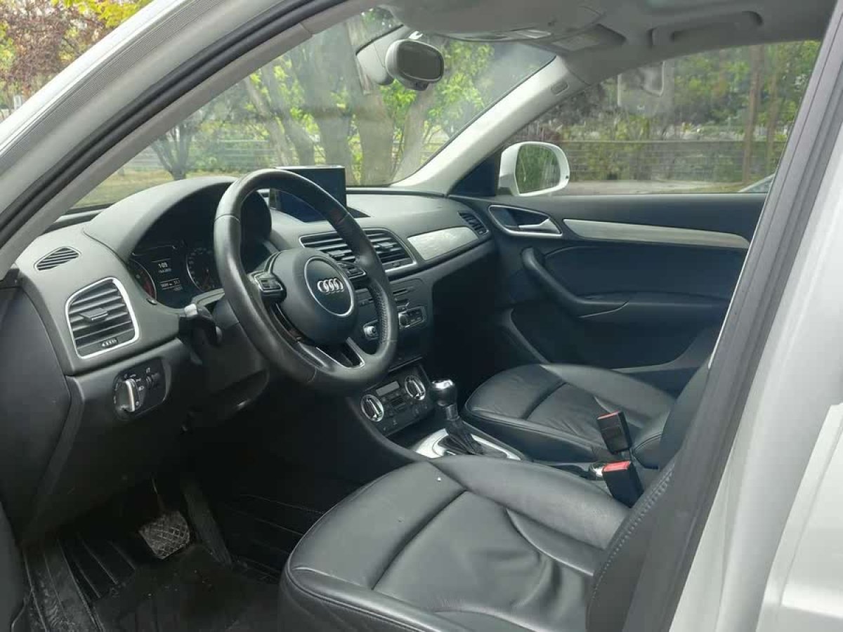 奧迪 奧迪Q3  2015款 35 TFSI 舒適型圖片