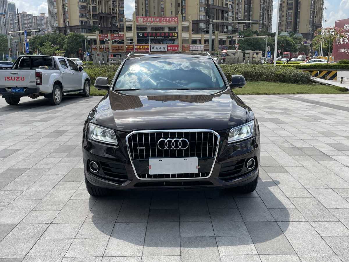 2014年2月奧迪 奧迪Q5  2013款 40 TFSI 技術(shù)型