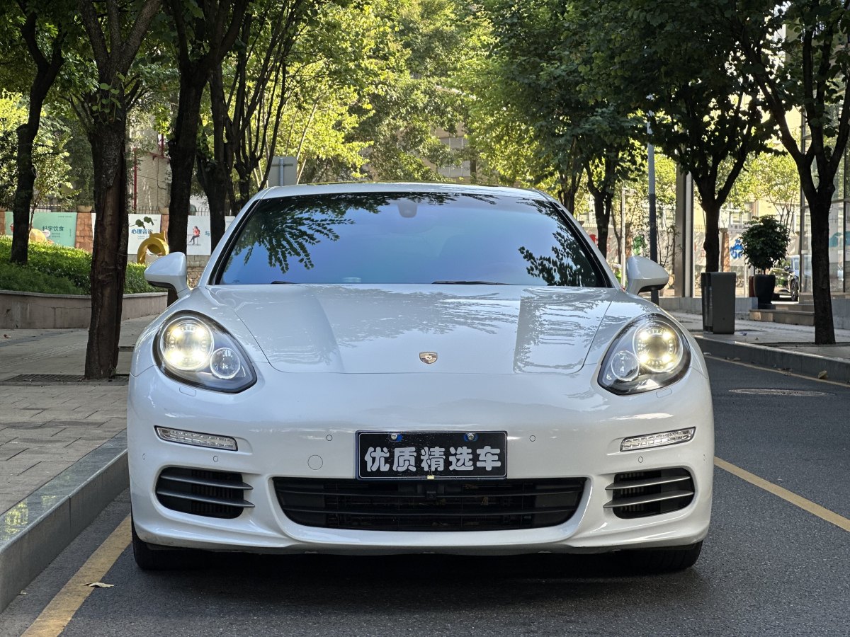 2013年11月保時(shí)捷 Panamera  2014款 Panamera 4 3.0T