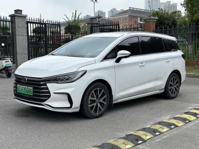 2022年11月 比亚迪 宋MAX新能源 DM-i 105KM 尊荣型图片