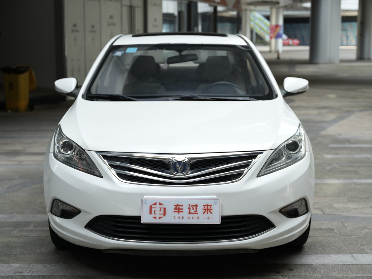 長(zhǎng)安 逸動(dòng)  2014款 1.6L 手動(dòng)豪華型圖片