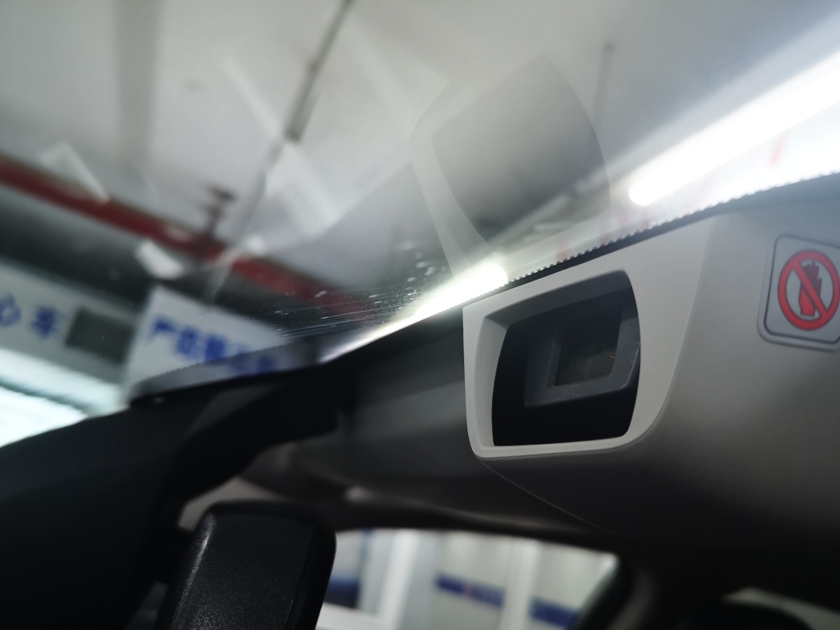 斯巴鲁 傲虎  2017款 2.5i 豪华导航版 EyeSight图片