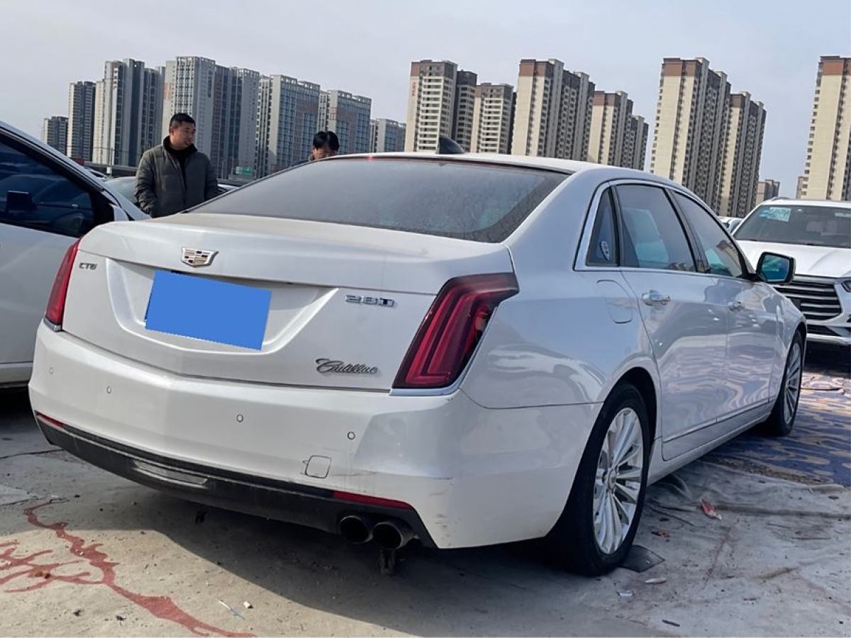 凱迪拉克 CT6  2017款 28T 時(shí)尚型圖片