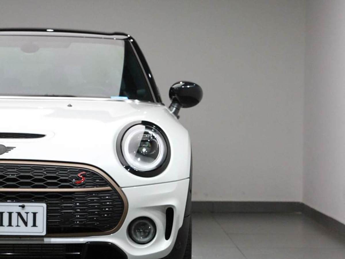 MINI CLUBMAN  2023款 Final Edition 最后的紳士紀(jì)念版圖片