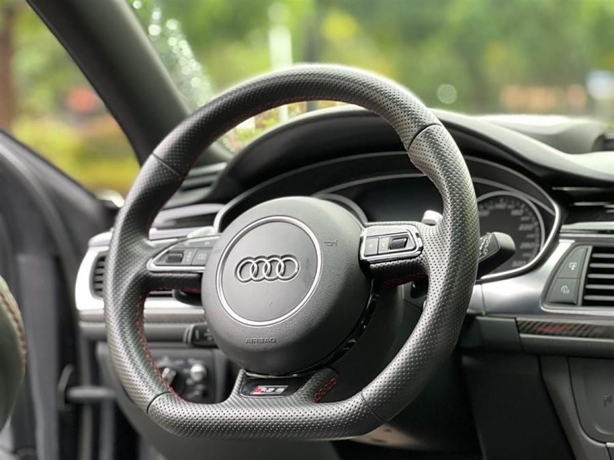 2019年1月奧迪 奧迪RS 6  2016款 RS 6 4.0T Avant