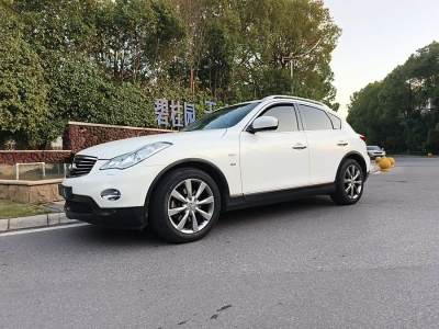 2014年3月 英菲尼迪 QX50(進(jìn)口) 2.5L 兩驅(qū)優(yōu)雅版圖片