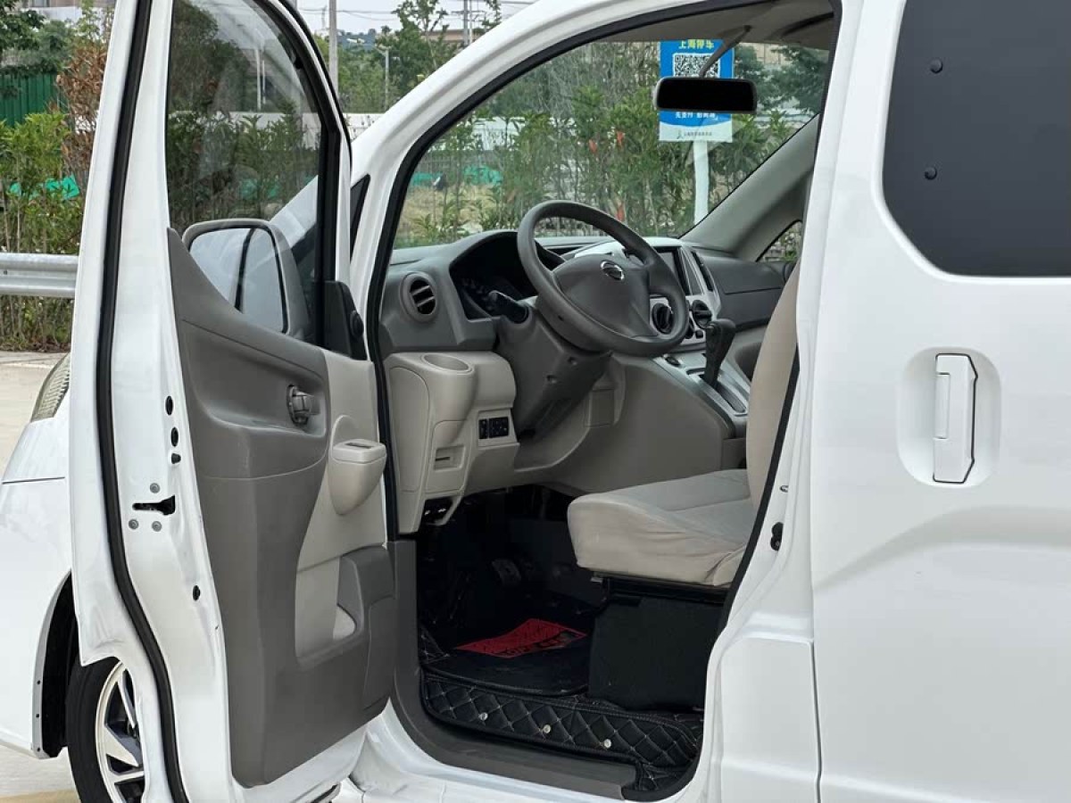 日產(chǎn) NV200  2018款 1.6L CVT豪華型圖片