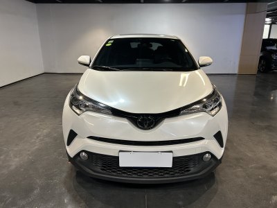 豐田 C-HR 2.0L 舒適版圖片