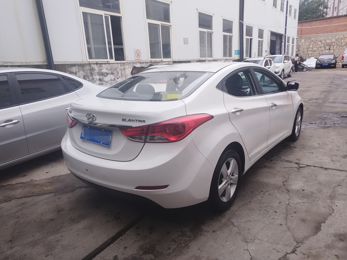 現(xiàn)代 朗動  2012款 1.6L 自動領(lǐng)先型圖片