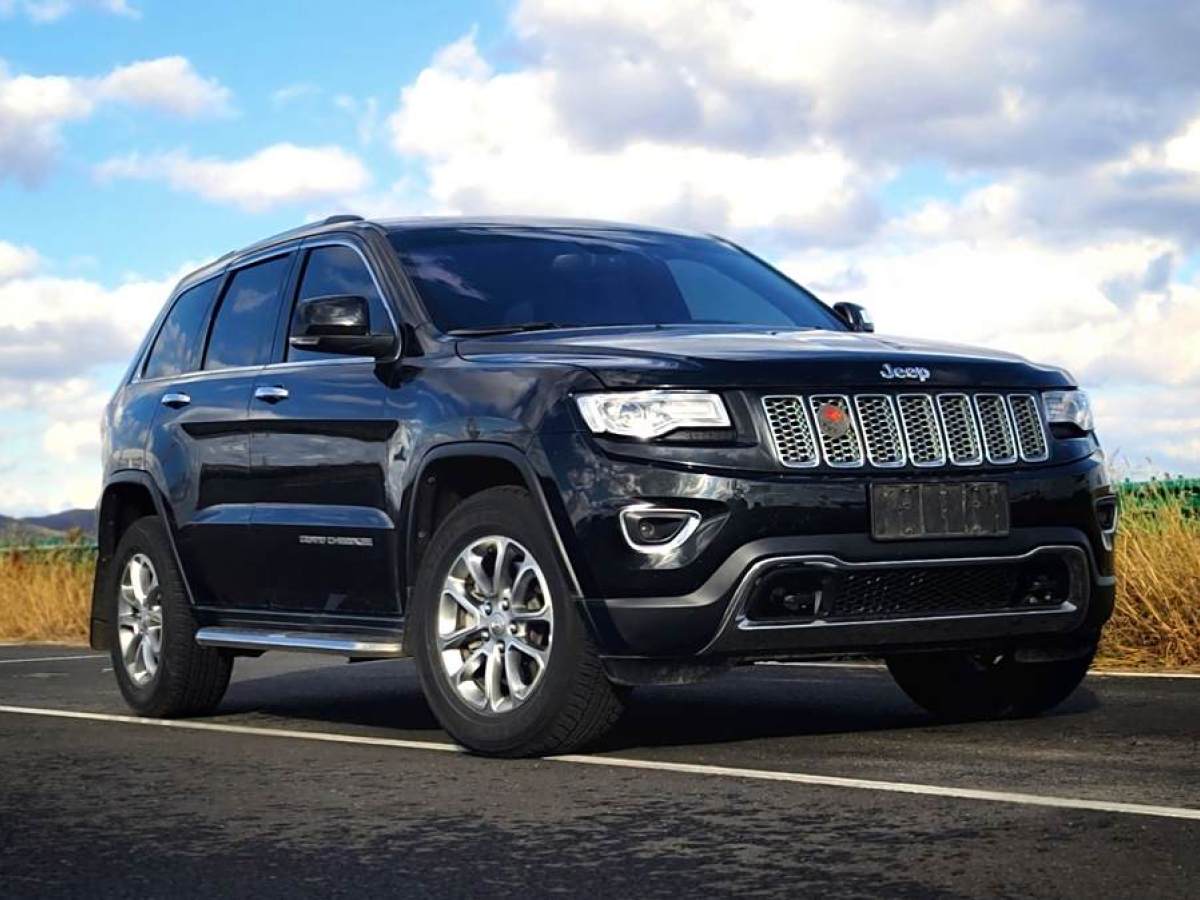 Jeep 大切諾基  2015款 3.0L 舒享導航版圖片