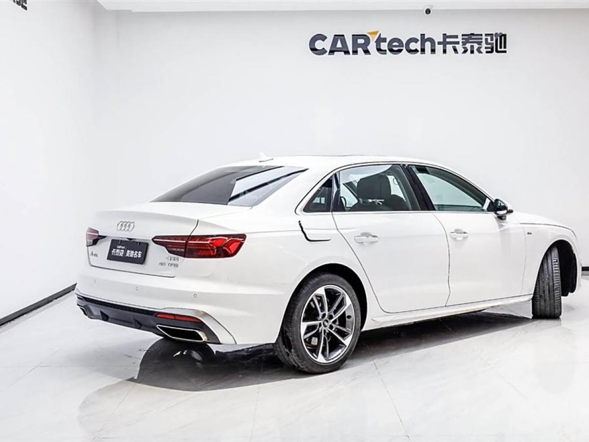 奧迪 奧迪A4L  2022款 40 TFSI 時(shí)尚動(dòng)感型圖片