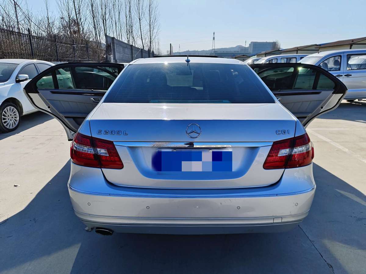 奔馳 奔馳E級  2012款 E 200 L CGI優(yōu)雅型圖片