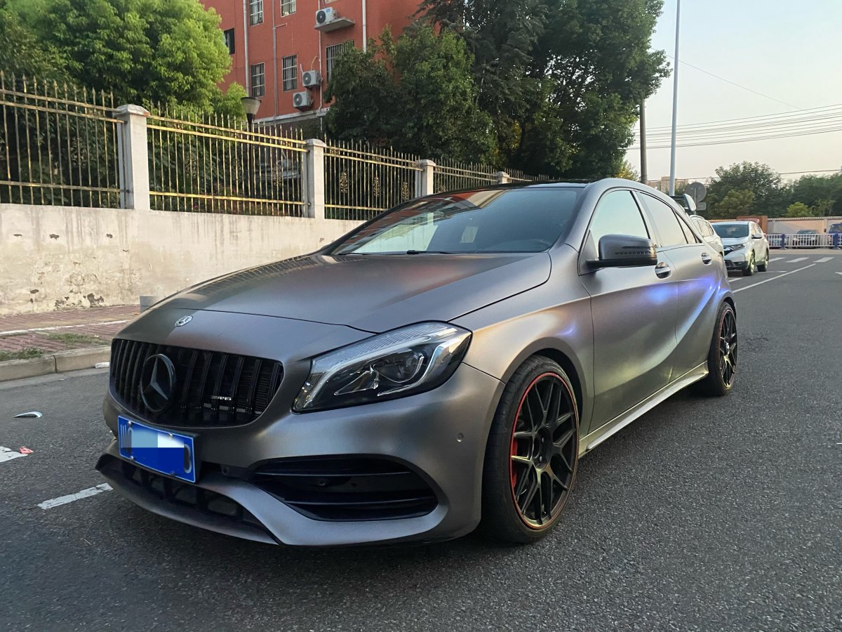 2018年8月奔馳 奔馳A級(jí)AMG  2017款 改款 AMG A 45 4MATIC