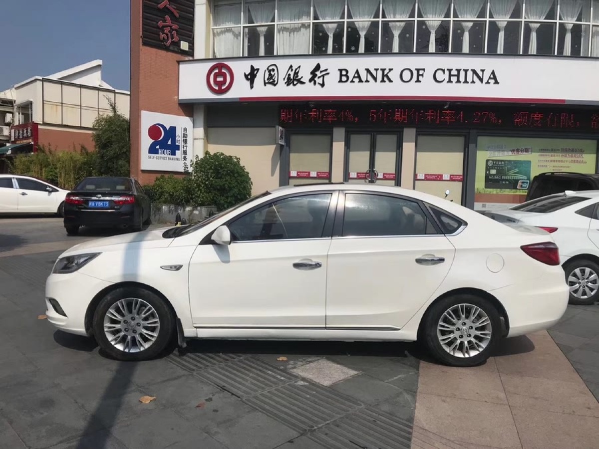 長(zhǎng)安 逸動(dòng)  2016款 1.6L 手動(dòng)風(fēng)尚型圖片