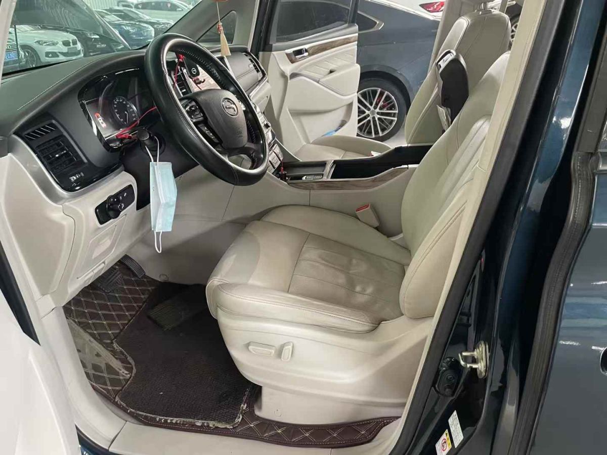 廣汽傳祺 M8  2018款 320T 尊享版圖片