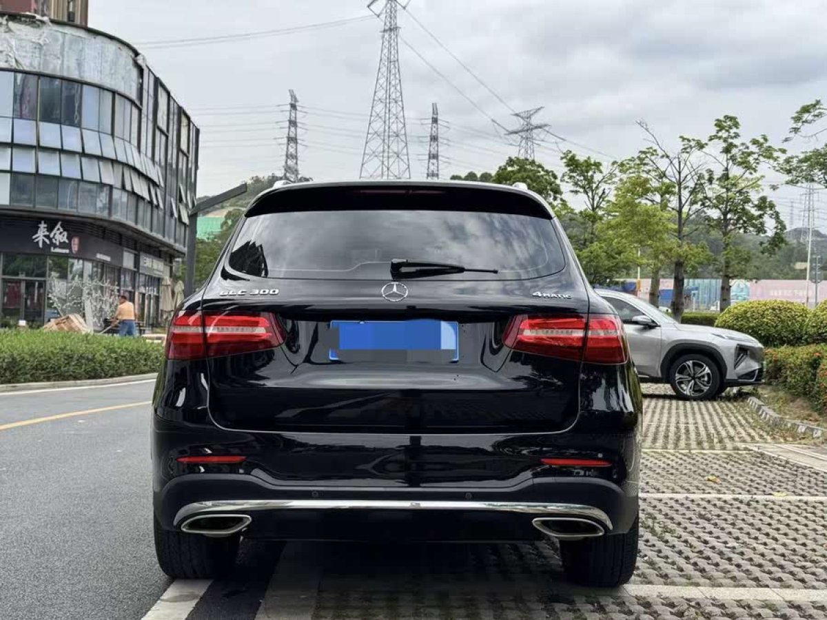 奔馳 奔馳GLC  2018款 改款 GLC 300 4MATIC 動(dòng)感型圖片