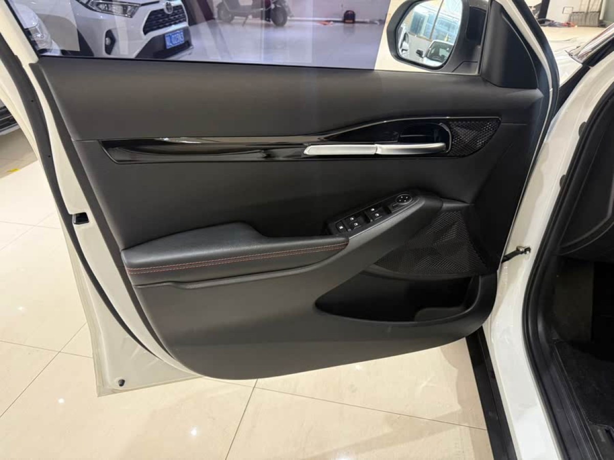 起亞 KX3  2020款 1.5L CVT潮流版圖片
